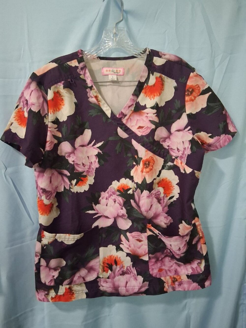 KOI by Kathy Peterson Womans Floral Purple & Pink Scrub Top Large